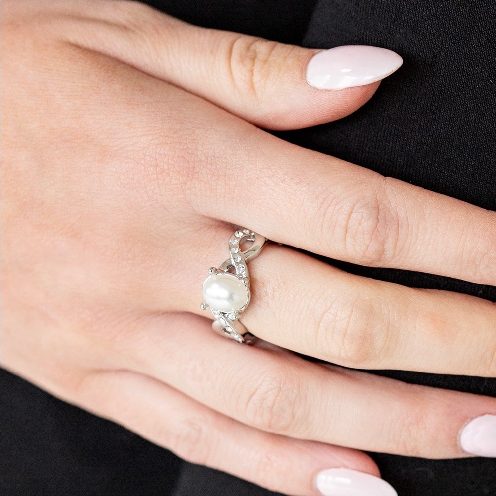 Limitless Luminosity Ring